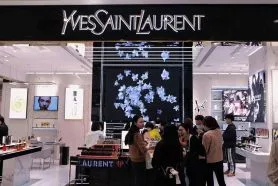 イヴ・サンローランコピーの魅力に迫る