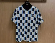 ルイヴィトン 半袖Tシャツ コピー トレンディで快適なスタイルを手に入れる新しい選択