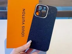ルイヴィトン スマートフォンケース コピー ブランドのエレガンスをスマートに持ち歩こう
