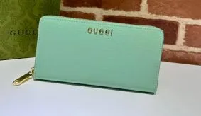グッチ 財布 コピー 高品質な素材と洗練されたデザインが魅力のアクセサリー