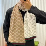 グッチ メンズスカーフ コピー - スタイリッシュな男性のためのファッションアクセント