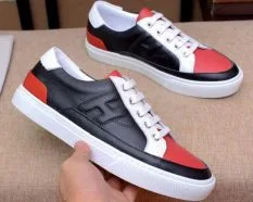 エルメス メンズシューズ コピー 洗練されたスタイルと快適さの融合