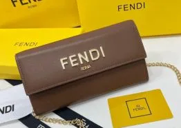 フェンディ レディース財布 コピー エレガンスと機能性を兼ね備えた逸品