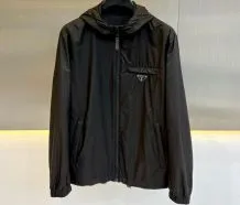 プラダ ジャケット コピー 卓越したスタイルと品質の象徴