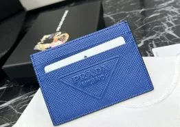 プラダ メンズ財布 コピー 高品質な洗練されたデザイン