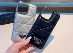 プラダ アイフォンケース コピー 洗練された保護アクセサリー