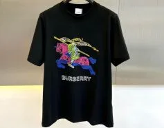 カジュアルで洗練されたバーバリー半袖Tシャツコピー品の魅力