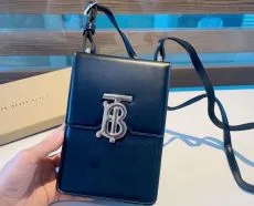 高品質なバーバリースマートフォンケースコピー品の魅力