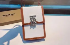 高品質なバーバリーアイフォンケースコピー品の魅力