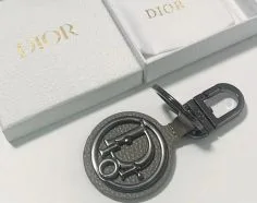 クリスチャン・ディオールキーホルダーコピー品でスタイルにアクセントを加える
