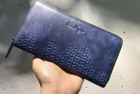 エレガンスの象徴 サルヴァトーレ・フェラガモ 財布 コピー