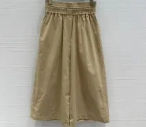 ロエベ ズボン コピーで洗練されたスタイルを手軽に