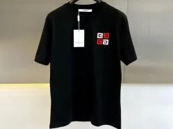 ジバンシィ 半袖Tシャツ コピーで手軽にラグジュアリーを楽しむ