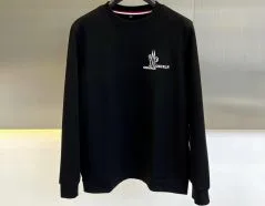 モンクレール長袖Tシャツコピーで秋冬の洗練カジュアルスタイルを実現