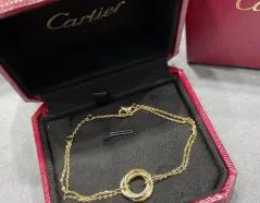 カルティエ ブレスレット コピーを購入するなら高品質の選択を