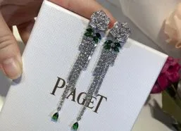 ピアジェ アクセサリー コピー 卓越した美しさを手に入れる