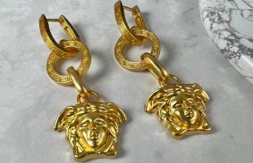ヴェルサーチ イヤリング コピー｜華やかで上品なVERSACE風アクセサリー