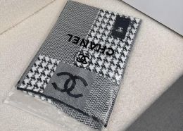 シャネル メンズスカーフ コピー｜洗練された大人のための逸品