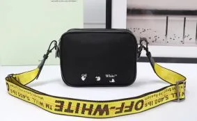 オフホワイト メンズバッグ コピーで魅せる都会的ストリートスタイル
