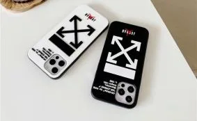 オフホワイト 携帯ケース コピー｜個性を引き立てるスタイリッシュな人気アイテム