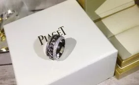 ピアジェ 指輪 コピー｜Piagetの優雅な輝きを纏う高品質ジュエリー