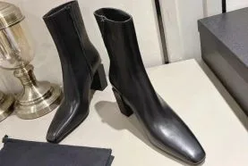 アレキサンダーワング ブーツ コピー｜洗練された足元を叶える高品質モデル