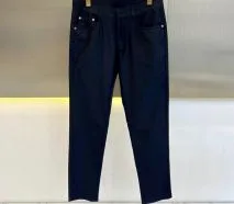 上質で動きやすいトムフォード カジュアルパンツ コピー｜日常を格上げする一本