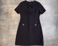 エレガンスを楽しめるヴァレンティノ ワンピース コピーを安心して購入できるショップ
