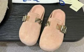 スーパーコピー サンダルで快適さと洗練を両立