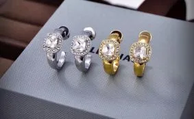バレンシアガ アクセサリー スーパーコピー高品質通販
