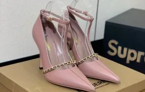 バーバリー ハイヒール スーパーコピー高品質通販人気