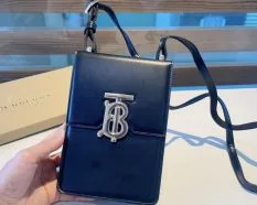 バーバリー携帯ケーススーパーコピー高品質通販