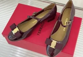 サルヴァトーレ・フェラガモ パンプス スーパーコピー高品質通販