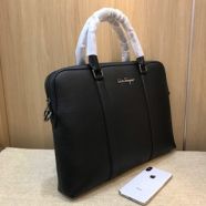 サルヴァトーレ・フェラガモ レディースバッグ スーパーコピー高品質通販