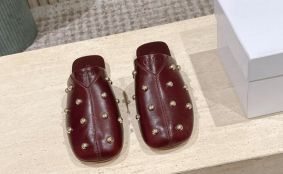 【N級品】クロエ 靴 スーパーコピー優良店｜スニーカー・サンダル