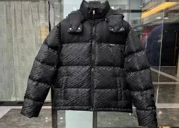【N級品】ヴェルサーチ 男性用ダウンジャケット スーパーコピー