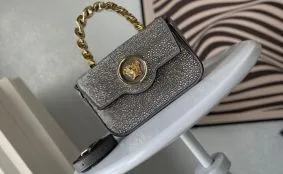 業界No.1の到着保証！ヴェルサーチ レディースバッグ スーパーコピー