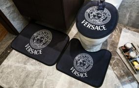 ヴェルサーチ トイレマットセット スーパーコピーN級品｜到着保証