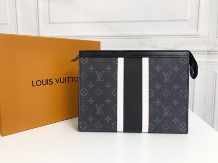 ルイヴィトン 財布 薄型 実物写真と一致して このスタイルの頑丈な新しいPochette Voyage中号手袋は個人の必需品を簡単に収納できる コピー