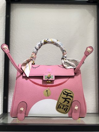 エルメス バッグ 招き猫  物エルメス/Hermes constance招き猫 この夏はどこに行ってもハイライトです コピー