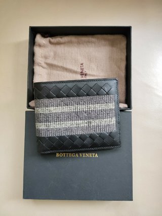 BVボッテガヴェネタBottega Veneta　男性用の短い財布　ボッテガヴェネタ 財布 人気コピー 新しいコーナーは色を合わせて