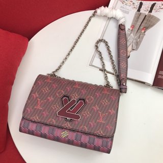 LV Popのネオンの幻影を見せ,LV Twistのツイストロックにポープ風を注入している ルイ・ヴィトン バッグ 新品 コピー