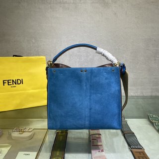 ​フェンディ バッグ 一覧 コピー FENDI F家のpeekabooのアップグレード版ハンドバッグは 柔らかくて小さな牛革です