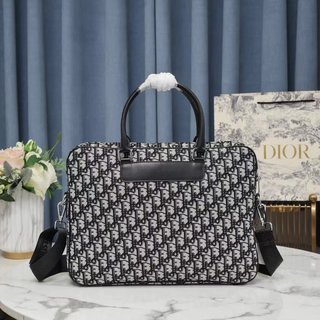 Dior-ディオールのコーナーにある最新のメンズブリーフケース 公式サイトと同期して クリスチャンディオールバッグ新作 コピー