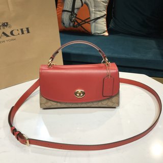 coach コーチの新型で 新しく発売された文芸的雰囲気のあるレトロな鞍のバッグ コーチバッグ お手入れ コピー