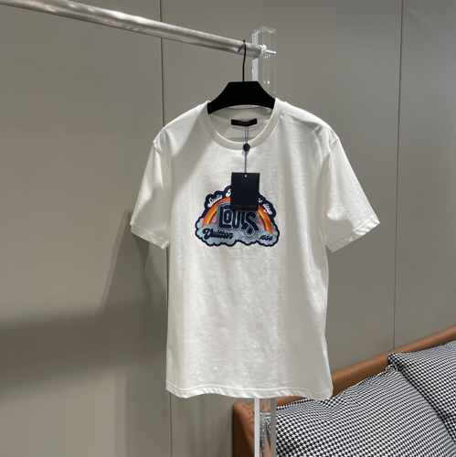 人気 新作 ロゴプリントユニセックス 半袖Tシャツ ルイヴィトン Tシャツ コピー 