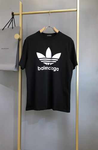 バレンシアガ Tシャツ コピー 半袖 人気 BALENCIAGA×adidas ロゴプリント トップス