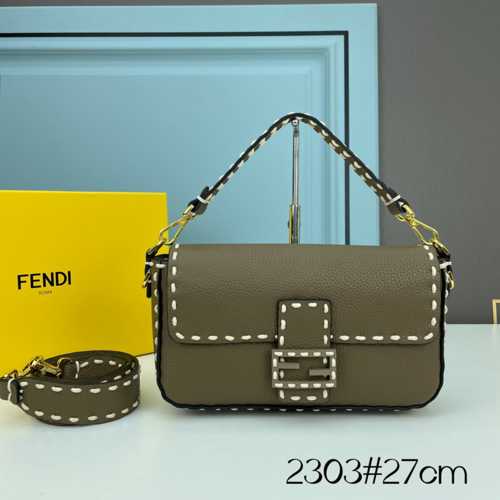 人気 FENDI フェンディ ハンドステッチ ミディアム バゲットバッグ コピー