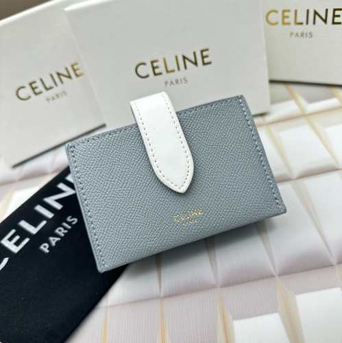 セリーヌ CELINE アコーディオン カードホルダー 偽物 ロゴ 人気