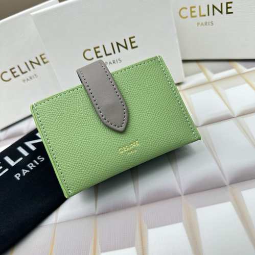 人気 セリーヌ CELINE アコーディオン カードホルダー 偽物 ロゴ